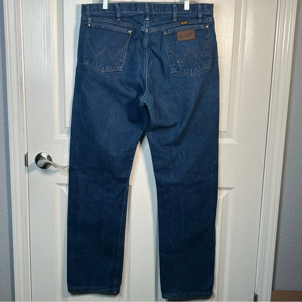 Wrangler Regular Fit Men’s Jeans Sz 38 x 34 Straight